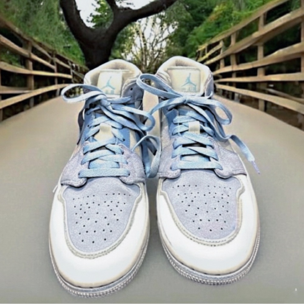 Nike Air Jordan 1 Mid SE Sail Light Blue Mixed Textures DA4666-100 Size 7.5 - Picture 10 of 10